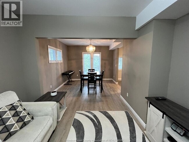 Photo du bâtiment - 969 Moy Ave
