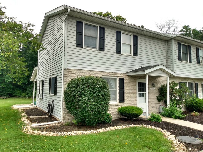 Foto del edificio - 2860 Fillmore Dr