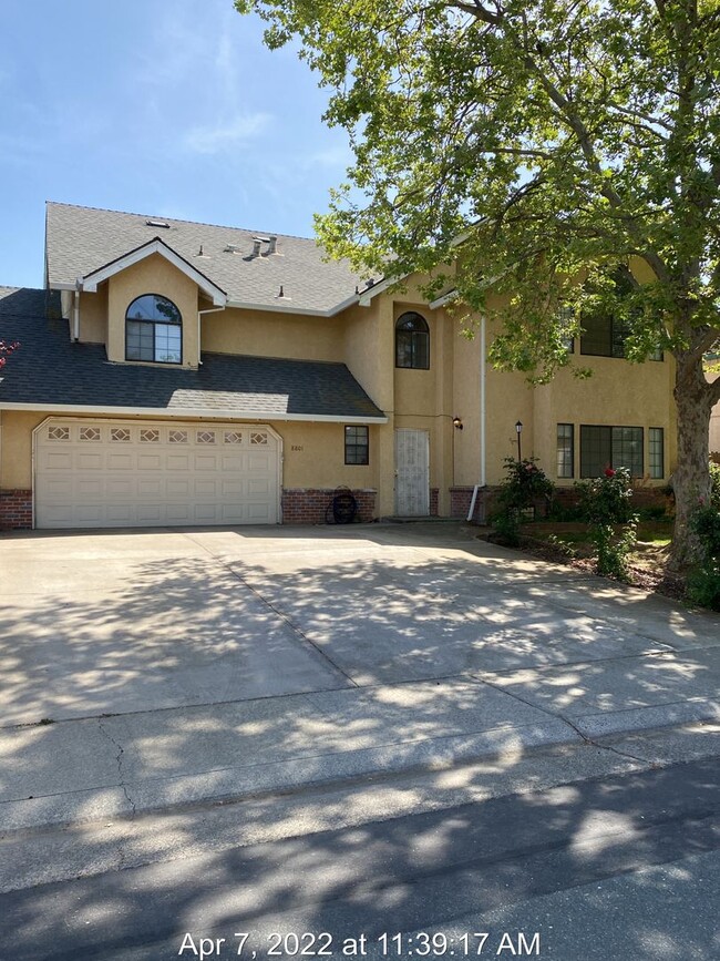 Building Photo - 8801 Mohamed Cir