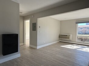 Building Photo - 1525 Cherboneau Pl