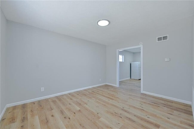 Building Photo - 955 Tilden St NW