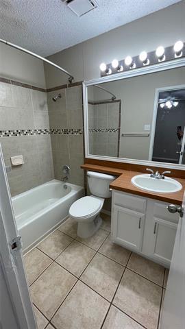 Foto del edificio - 4621 Rose of Sharon Ln