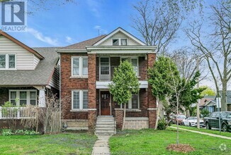 Building Photo - 1354 Bruce Ave