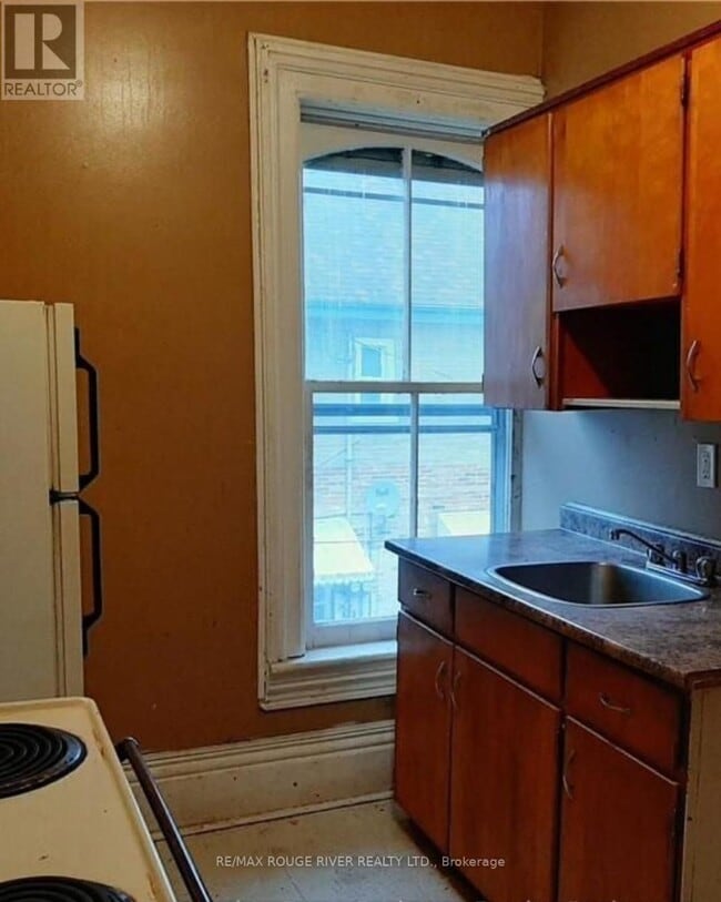 Building Photo - 47 Lafayette Ave