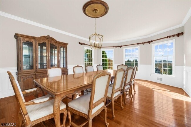 Foto del edificio - 21 Country Pl