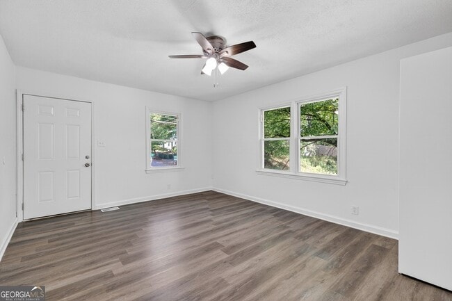 Photo - 2036 McPherson Dr Apartment