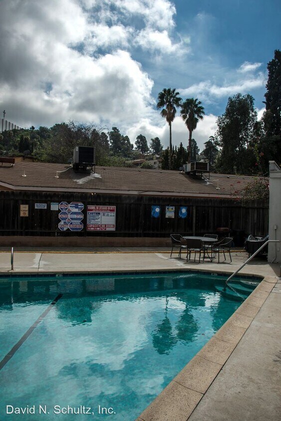 Building Photo - 1268 Mariposa St