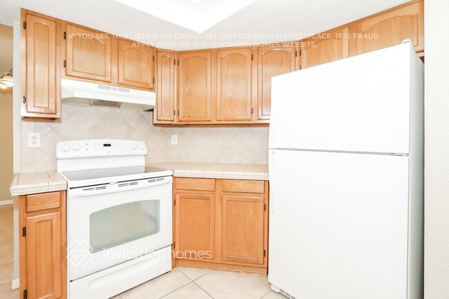 Building Photo - 26055 Ocelot Ln