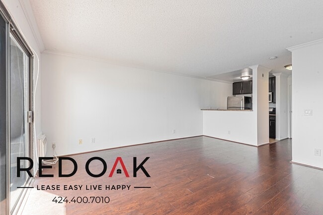 Building Photo - 1522 N Formosa Ave