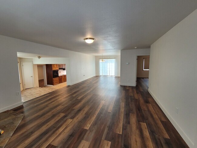 Foto del edificio - 4 Bedroom in the Country
