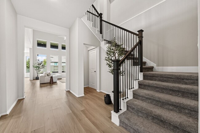 Foto del edificio - 2406 Pear Blossom Ln