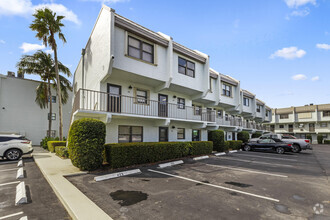 Building Photo - 1300 Seaway Dr