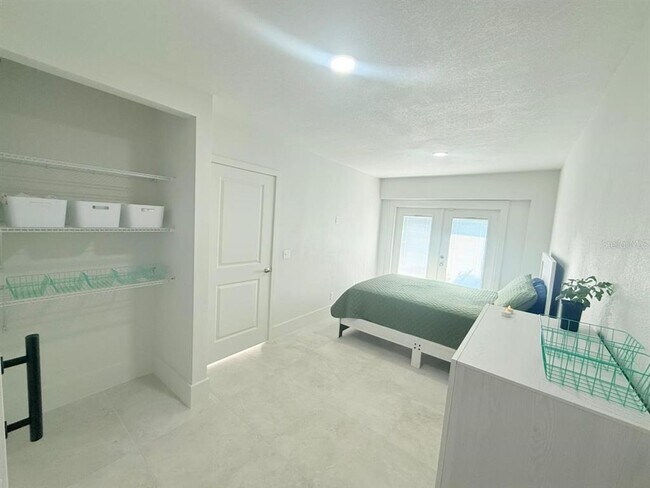 Foto del edificio - 4703 Windwood Dr