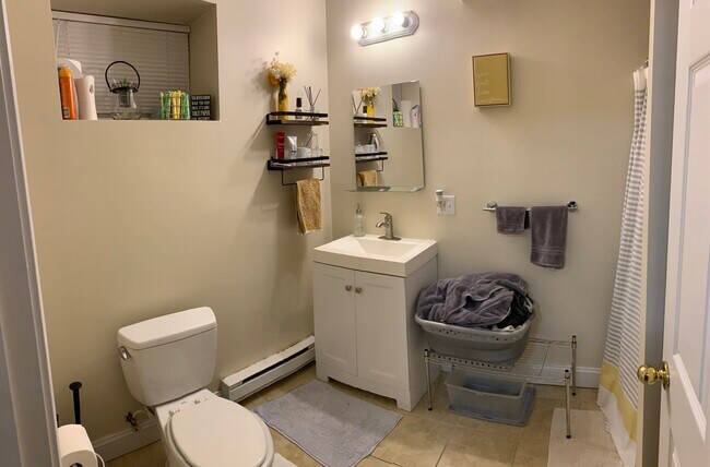 Foto del edificio - 884 Huntington Ave