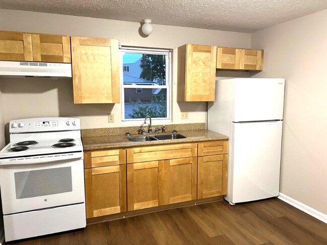 Foto del edificio - 861 Buchanan Trail E