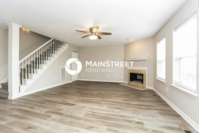 Foto del edificio - 5 Bedroom Pet-Friendly Home in Spring Hill, TN with Main Street Renewal