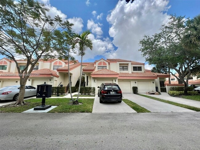 Foto del edificio - 3345 Emerald Oaks Dr