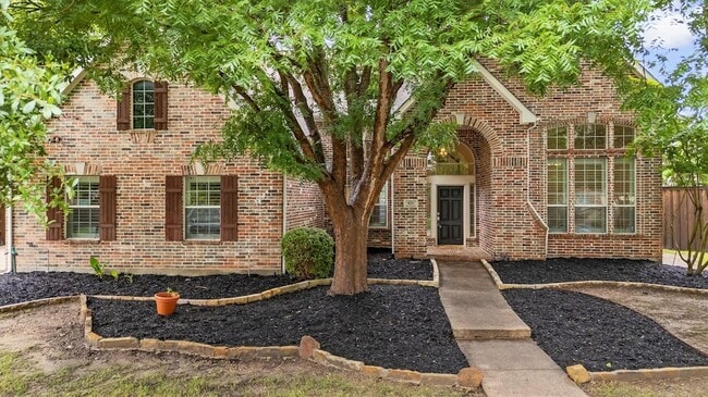 Photo - 821 High Willow Dr House