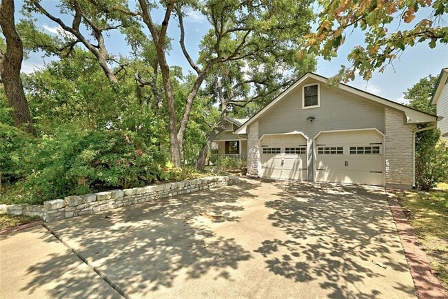 Building Photo - 11931 Meadowfire Dr