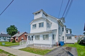 Building Photo - 518-520 Kings Hwy