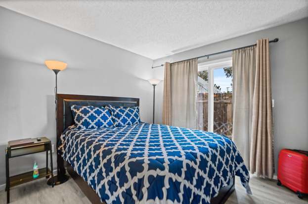 Foto del edificio - 8832 Spring Canyon Dr