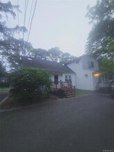 Building Photo - 282 Whittier Dr