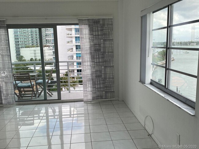 Foto del edificio - 1450 Lincoln Rd