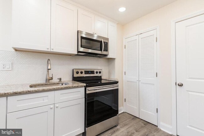 Foto del edificio - 537 N 33rd St