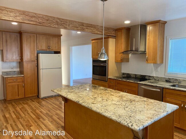 Foto del edificio - 3 br, 2 bath House - 18410 Plymouth
