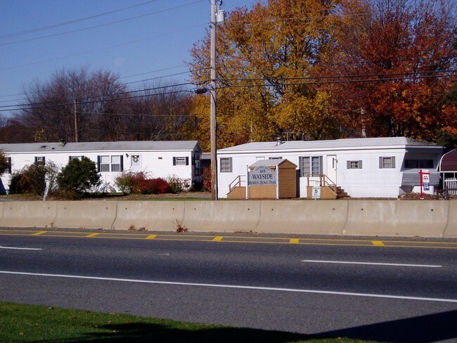 Building Photo - 165 Turnpike Rd