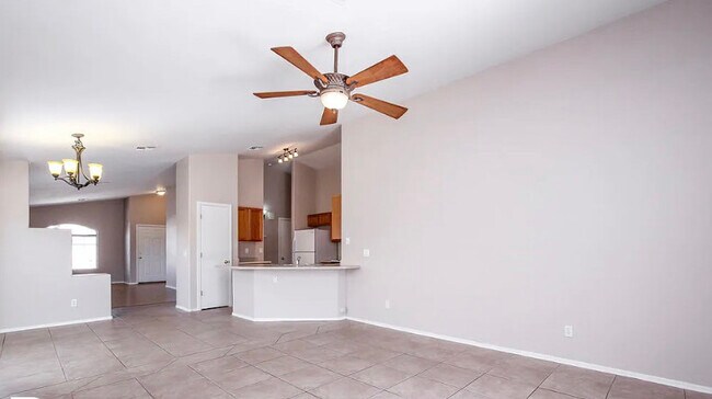 Building Photo - 14067 W Two Guns Trail