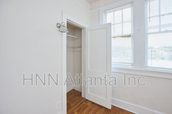 Foto del edificio - 442 Seminole Ave, NE