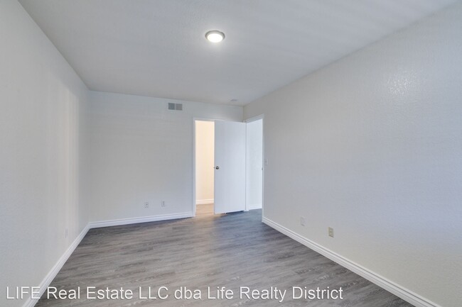 Foto del edificio - 2 br, 2 bath House - 3790 Shirebrook Unit 97