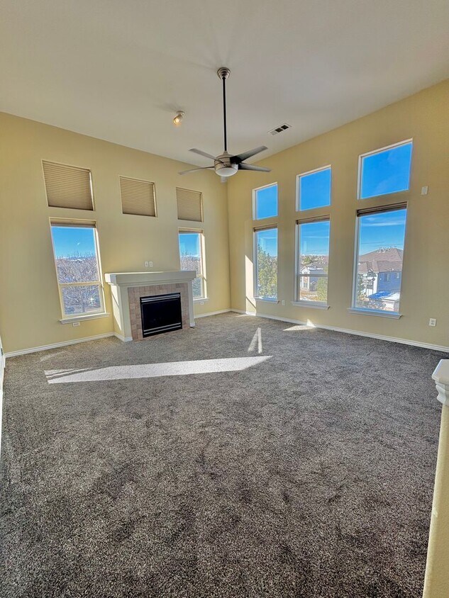 Penthouse-Style 3-Bedroom Condo Steps from RTD with Mountain Views!! Available Now!! - 3501 E 103rd Cir (Thornton, CO)
