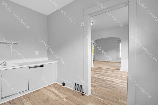 Foto del edificio - 2313 Adams Ave