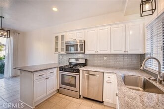 Building Photo - 208 Chandon