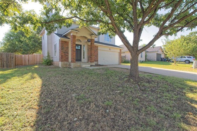 Building Photo - 714 Maplecreek Dr