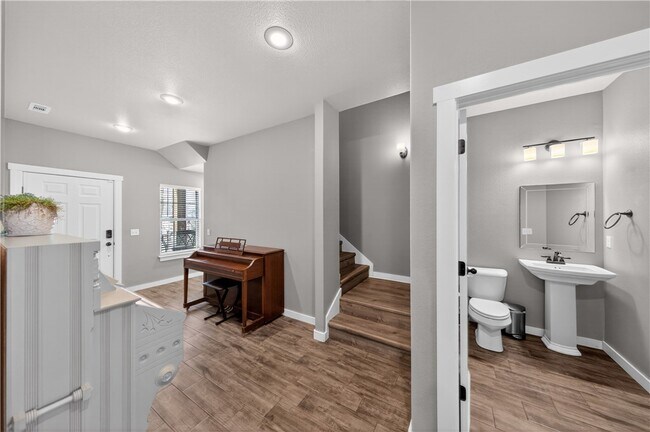 Foto del edificio - 396 N Torc Ln