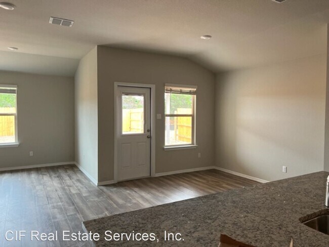 Building Photo - 4 br, 2 bath House - 6917 Guadalupe Rd.