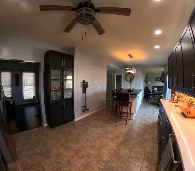 Foto del edificio - 105 Joshua Dr