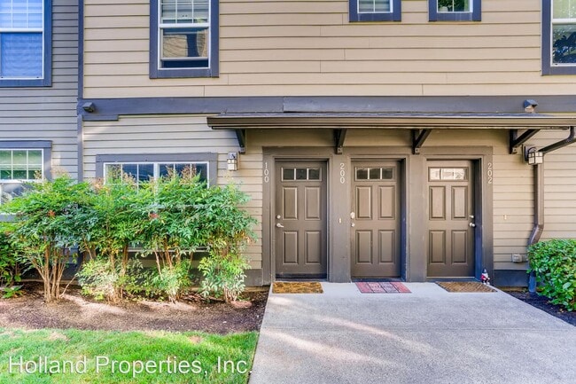Building Photo - 22832 SW Forest Creek Dr