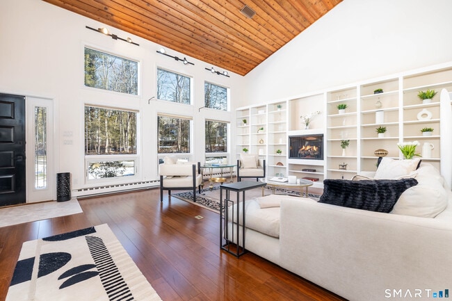 Foto del edificio - 9 Belshyre Ct