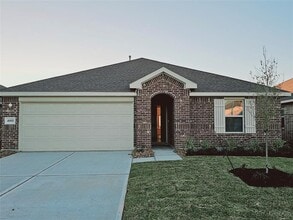 Building Photo - 4985 Almond Ter Dr