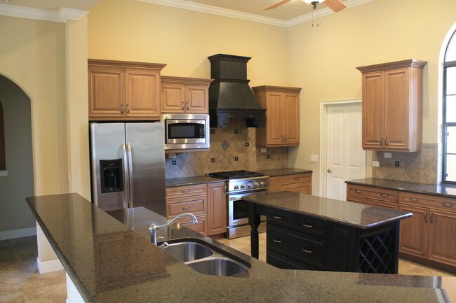 Foto del edificio - 2910 SE 27th Ct