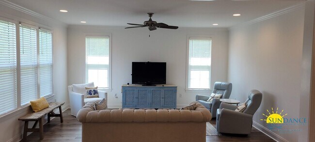 Foto del edificio - Luxury Living - Highly Desired Watersound Origins!