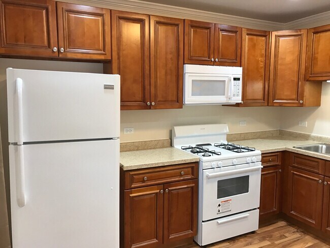 Building Photo - 7723 Woodward Ave