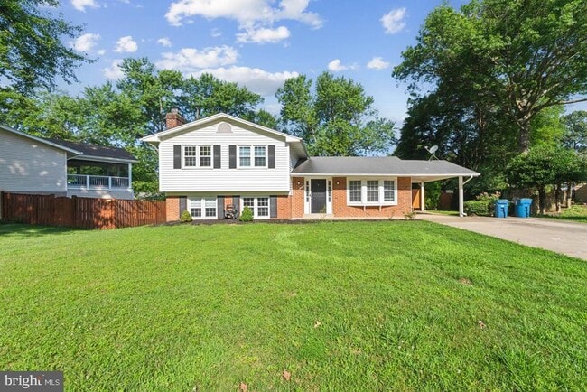 Building Photo - 1730 Pine Valley Dr