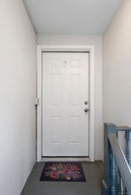 Building Photo - 29 Hooker Ave