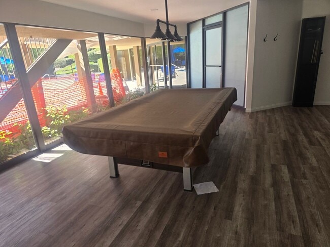 Foto del edificio - 1 Bed 1 Bath Close to Lake Murray