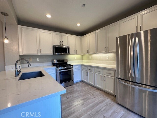 Building Photo - 2207 Strickler Dr